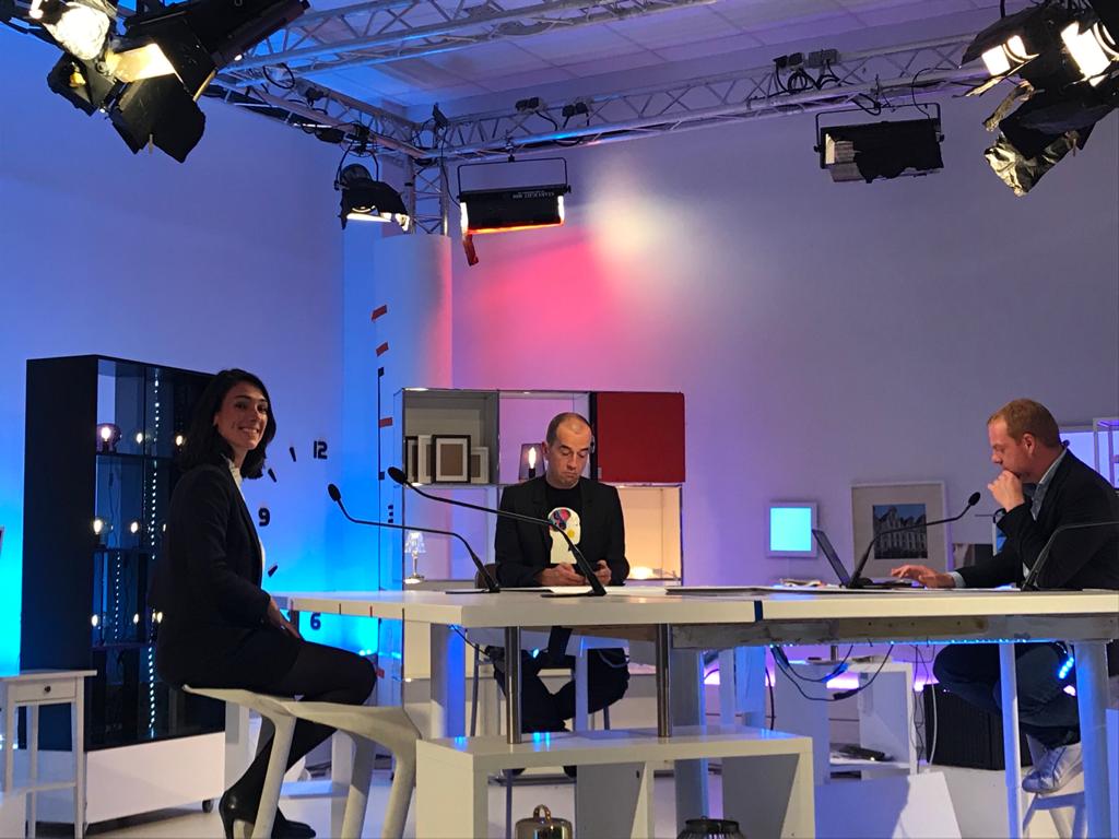 FIDAL_HDF's tweet photo. #Covid19 : quel #protocolesanitaire en entreprise face au virus ? 

Télétravail, équipement et matériel... Quelles obligations pour l'employeur ? Quels droits pour le salarié ?

Alix Dubois répond à vos questions sur le plateau de @WEO_TV : https://t.co/8fNKNOqwjh https://t.co/iPMjDMnCzj
