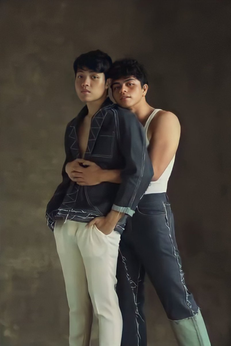 it's not elikoy if there's no backhugs  #EliKoyxBjPascual  #EliKoyxRankTheMagTakeover