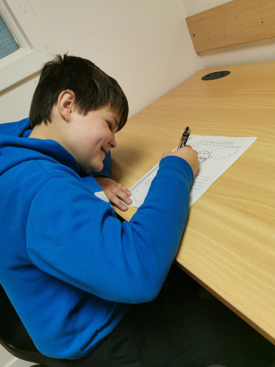 MrsScott_IWBS's tweet photo. First day back after October Holidays and enjoying individualised 1-1 sessions focussing on the emotions they felt during the break, being able to identify their thoughts and body sensations throughout this. Well done ๐ #WatchUsGrow @IWBSFalkirk https://t.co/xhCXwMMjzJ