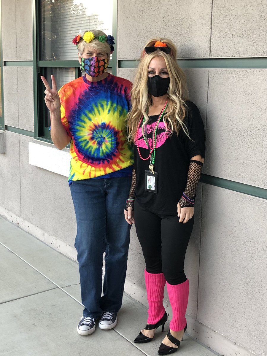 NMTimberwolves's tweet photo. Kicking off Spirit Week, decades day style! Bring it, @cordeliahills , @GVMSVikings , & @VAofFSUSD ! #NMRocks #SpiritWeek #winnerwinnerchickendinner https://t.co/KmmU2ResOb