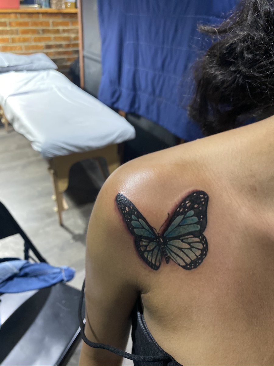 2realink's tweet photo. DM, Text or call 267-793-8818
#Phillyink #PhillyTattoos #PhillyTattooArtist #2realink #tattoos #Philly #Fkirons #spektraedgex #Spektraxion #CBDglide #criticalatom #hustlebutterdeluxe #qualityink #worldfamousink #ultimatetattoosupply #YoureInGoodHands https://t.co/1uPJ89rfof
