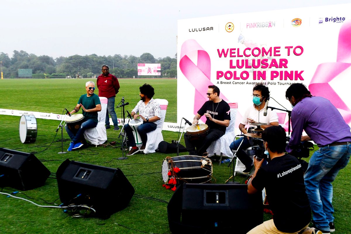 pinktoberpk's tweet photo. Quadrum Band live performance at Lulusar Polo in Pink, Co-hosted by Lahore Polo Club and Pink Ribbon
#PinkRibbon #breastcancerawareness #lulusar #lahorepoloclub #BrightoPaints #HappyCowCheese #HogPakistan #KlockWork #ngentslahore #GeoNews #Fm91 #Quadrum https://t.co/7zFUHB7vAa