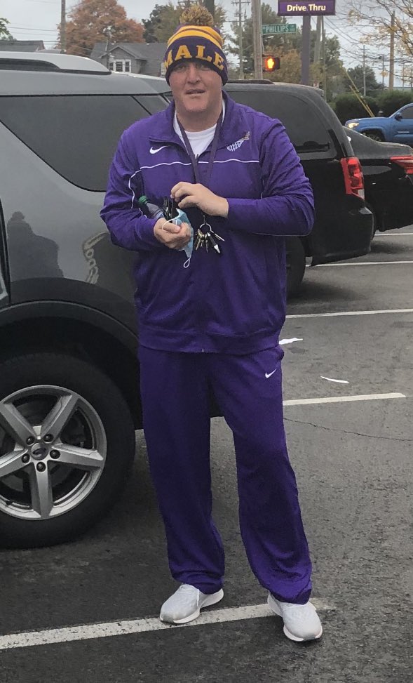MaleHighBBall's tweet photo. We know this guy is ready ππ
#PurpleAndGoldFlow #LaFamilia #WhoReady #WeReady #RunItBack #TheMarathonContinues https://t.co/DrVF8s9Zdn
