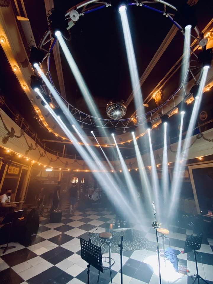 Que estas esperando para realizar tu evento por Streaming? 
Te esperamos por Studio el lugar mas completo para realizarlo. 
No dudes en contactarnos.
0351 - 156665744