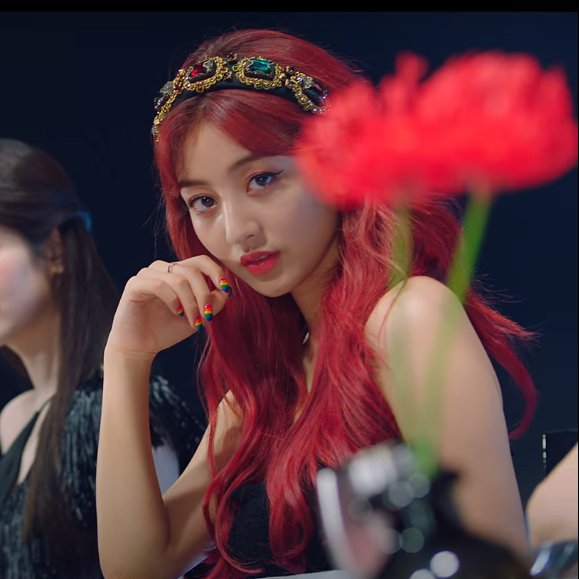 hmbeannie's tweet photo. GA BERENTI MUJI 9 ORG INI DRTD PLIS😭 keren bgt huhu mana pada princess bgt mukanyaa:)) ampe keselek gue pas mau tereak jihyo secantik itu😌 
IYA INI TUH no one to can’t stop me to say THIS IS THE BEST TWICE ERA:))

#TWICE_CANT_STOP_US https://t.co/o7tZALCiU6