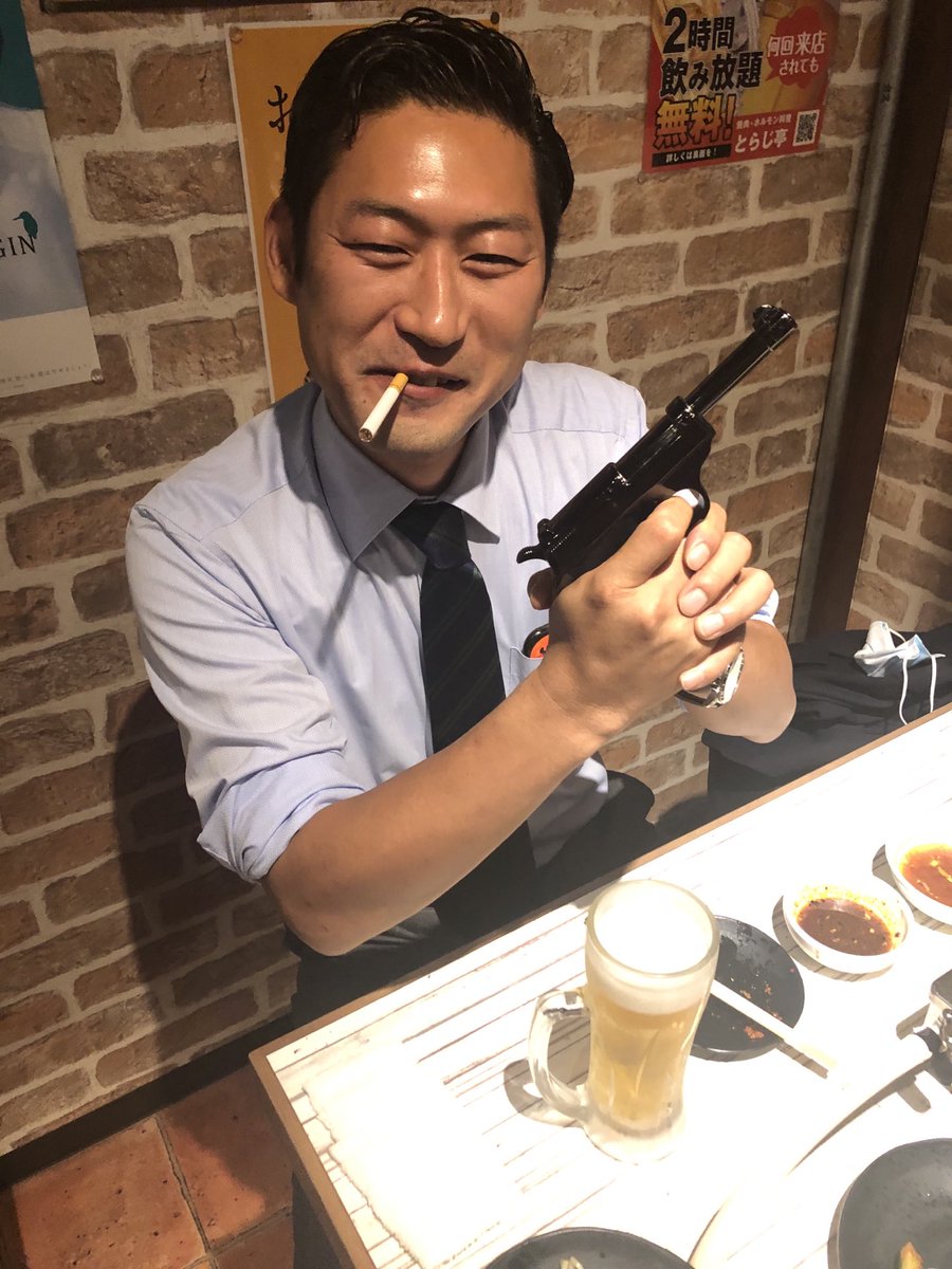 焼肉魔王 松本真央 V Twitter ワルサーp 38 で煙草がすえる とらじ亭神田店 ホルモン 居酒屋喫煙可 東京 駅前 飲み放題 ３０分３００円 生ビール込み 昼飲み タバコ 喫煙可 とらじ亭 東京グルメ 上野御徒町焼肉 日暮里焼肉 大塚焼肉 ルパン3世