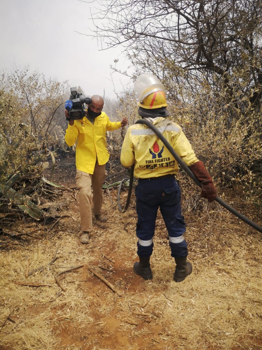 wo_fire's tweet photo. #WOF_News: Update #FreeStateFires 

Mop up operations are still underway at the Boshof fire in the Free State. 
The fire is still contained, however, WOF is still on standby as hot spots have been identified.

#workingonfire
#FreeStateFires 

@environmentza
@fsgov https://t.co/iVDr5R4zNH