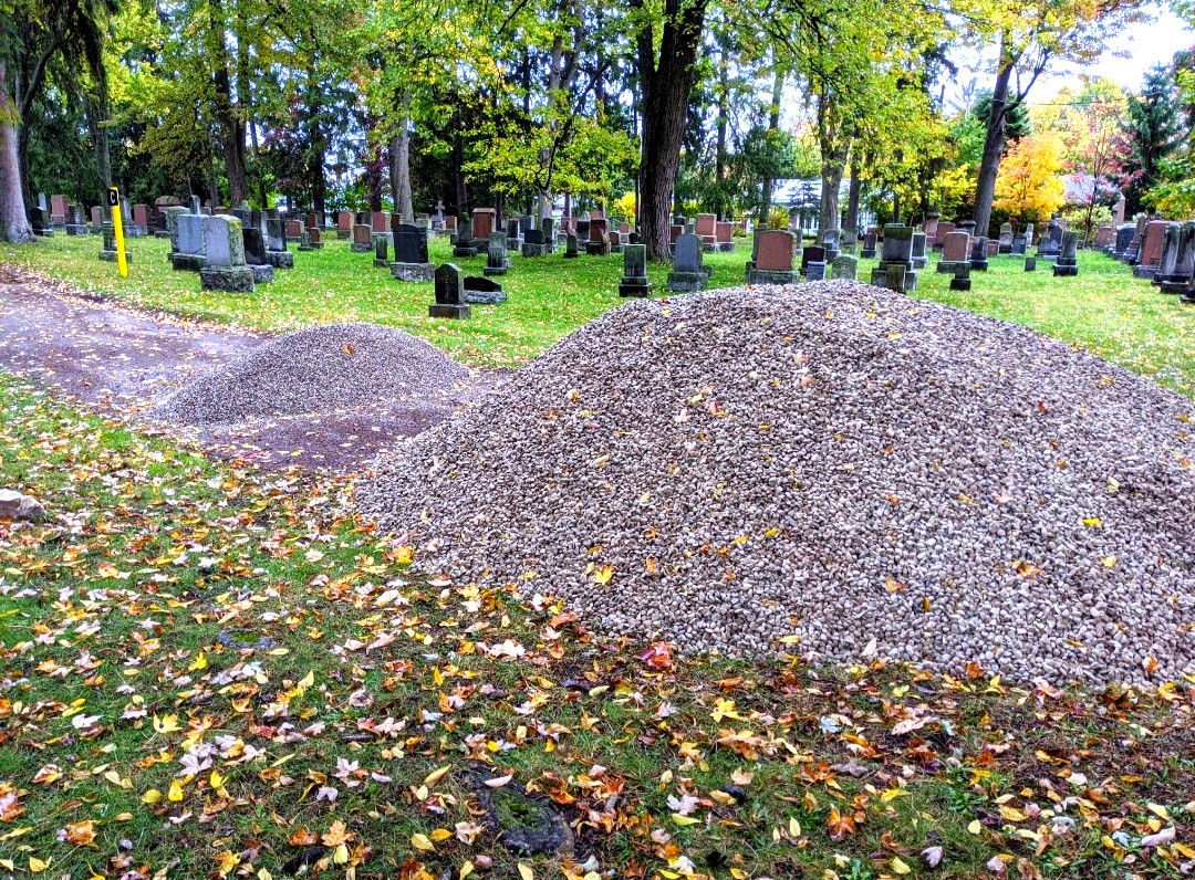SafeCemeteries's tweet photo. Woodland #Cemetery:#ldnont
We recently had the opportunity to install 🇨🇦 first #permeablefoundation for a new
columbarium. Engineer certified & environment friendly, it was completed in just 1 day & at a fraction of the cost. Video next📺
#MondayMotivation #monugrid
#install https://t.co/m4jCg6GWM8