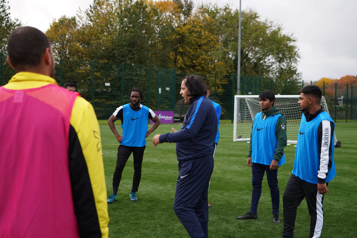 WHUFoundation's tweet photo. πΈOur #FALevel1 sessions kicked off this weekend with a huge step towards a coaching career for all the learners!
We have a very limited amount of spaces left on our November course, so book now: https://t.co/lwA9JMcVOQ
#CoachingCareer #NewQualifications β https://t.co/h3eEHV9Fht