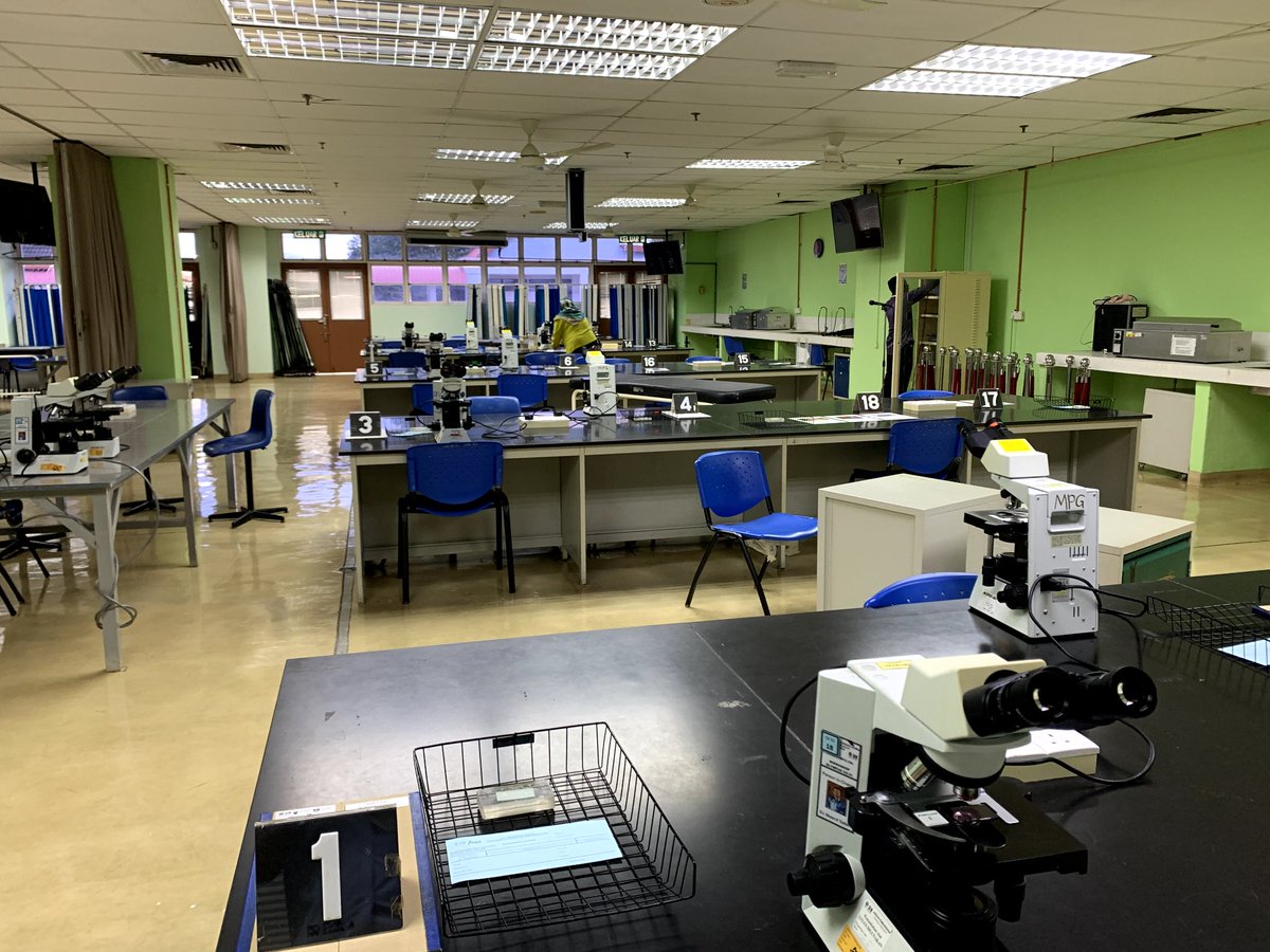 seoparjoo_'s tweet photo. Temperature check ✔
MySejahtera check-in✔
Facemask✔
Physical distancing✔
Good luck to all candidates for Master of Pathology part 1! #OSCE #COVID19 #usm #usmkk #pathlogy https://t.co/aCKtRvqUFj