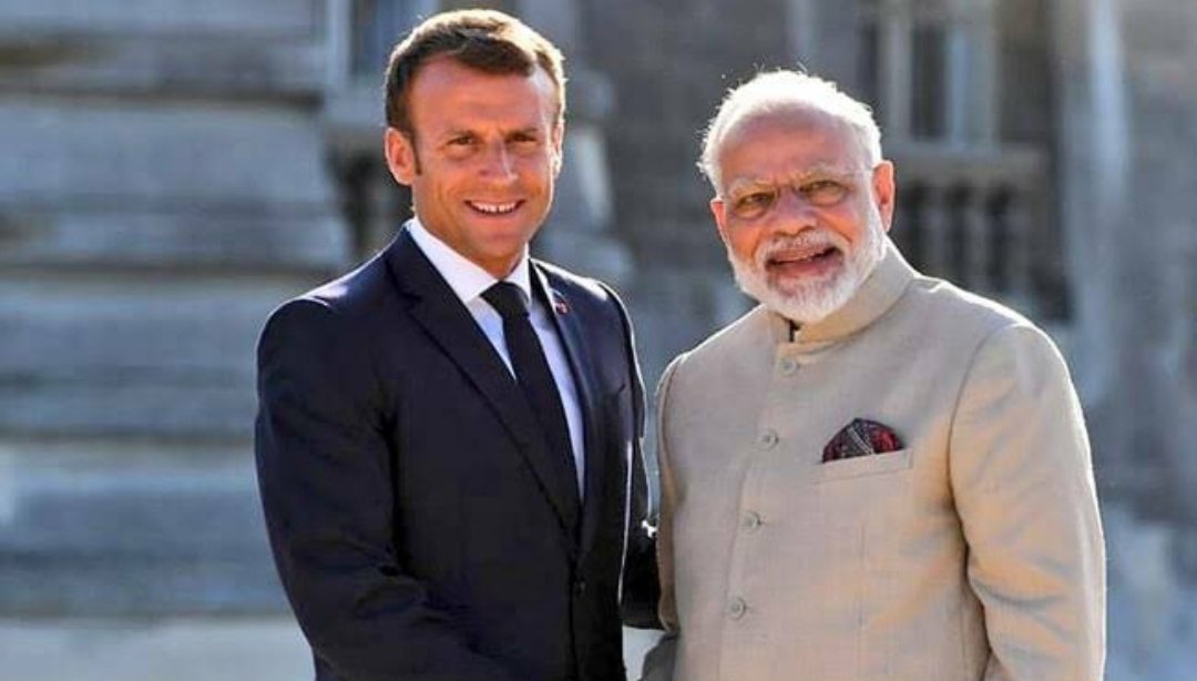 kashishgupta01's tweet photo. We support France, this is fight against terrorism, if your can't condemn the terrorist, then don't play victim card please. 

#supportfrance
#welldoneFrance https://t.co/vm80ffACfv