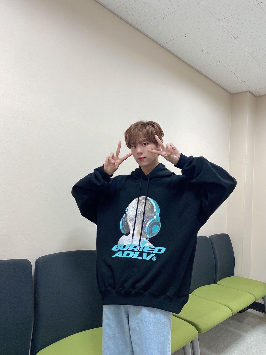 krissy_woo's tweet photo. HAPPY BIRTHDAY BABY WOOSEOKIE, THANK YOU FOR COMING INTO MY LIFE,YOU WERE THE BEST THING HAPPENED ON ME ! 
I LOVE YOU SO MUCH!!!
MY BABY,MY MAN ❤
@KWS_official_ 🎂

#영원히_함께있을_Beautiful_김우석
#Happy_25th_Wooseok_Day https://t.co/Ml0UiiUQov
