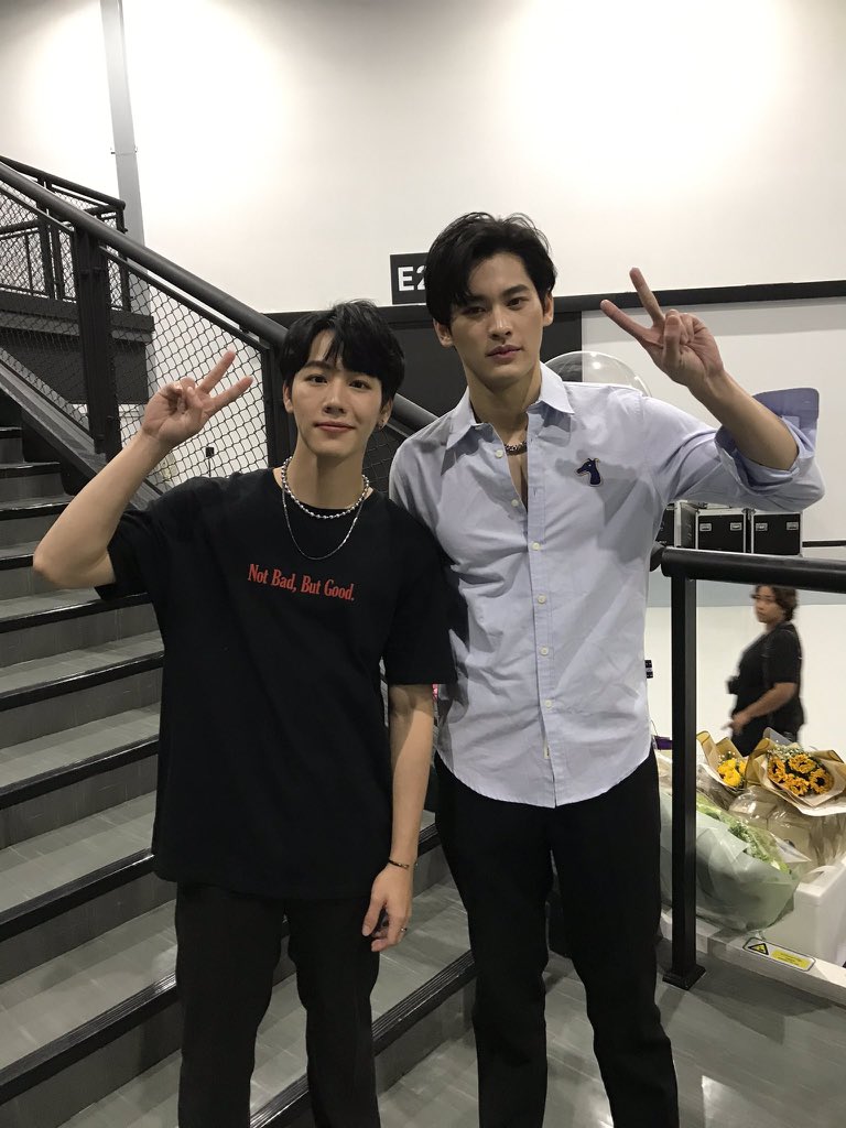 MALVORIST's tweet photo. #TommyWar #LayWar #KaoWar
Yinwar? Apatu? https://t.co/WTz7Y2qtj9
