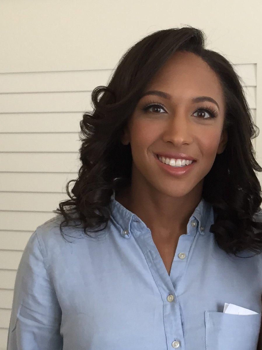 Physics World (@physicsworld) on Twitter photo For #BlackInPhysics Week, we're teaming up with <a href="/PhysicsToday/">Physics Today</a> to co-publish a series of essays written by Black physicists. The first essay, by Brooke Russell, explores what it means to be a trailblazer in the 21st century. ow.ly/fk0E50C2xkE For #BlackInPhysics Week, we're teaming up with <a href="/PhysicsToday/">Physics Today</a> to co-publish a series of essays written by Black physicists. The first essay, by Brooke Russell, explores what it means to be a trailblazer in the 21st century. ow.ly/fk0E50C2xkE