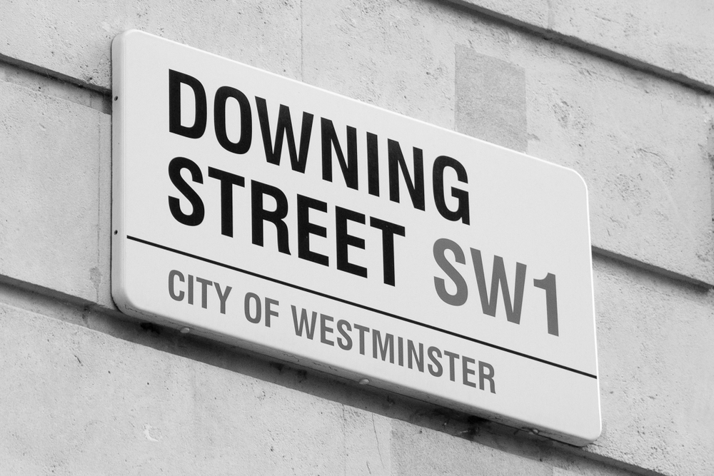 LoFinancialS's tweet image. What you need to know about the Chancellor’s announcement

hubs.li/H0yBgw30