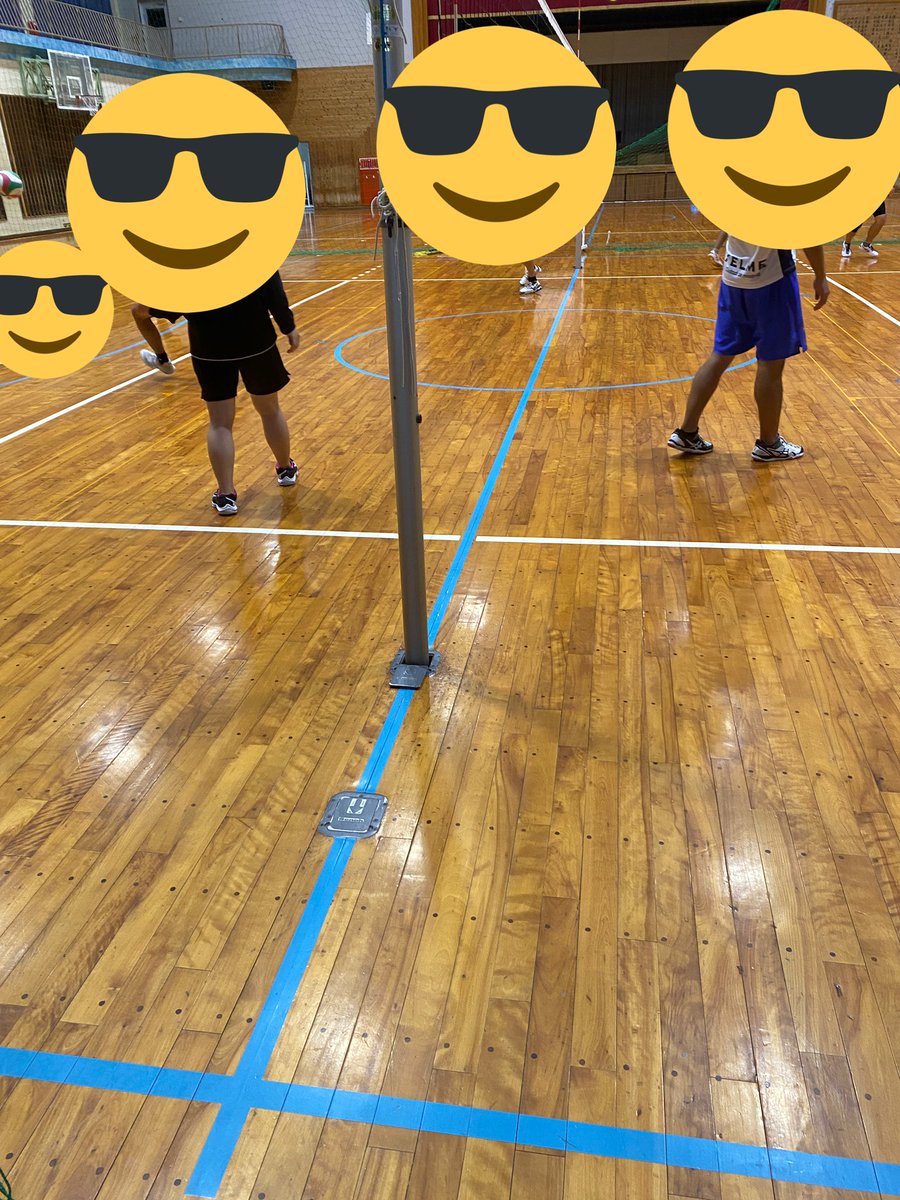 約15年ぶりのバレーボールの試合でしたが楽しく出来ました!
次はスパイク打てるようになりたいですね〜
#バレーボール https://t.co/JkPrz30NMZ