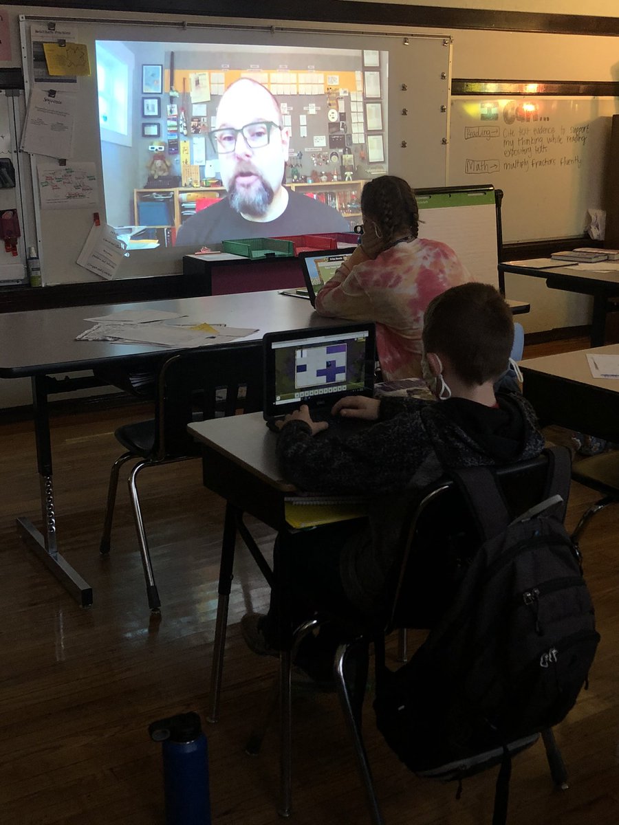 MissThomasIn6th's tweet photo. Starting our morning by meeting Author @AlanGratz! What a great way to start our week! 📚 https://t.co/QoM3LsWzcU
