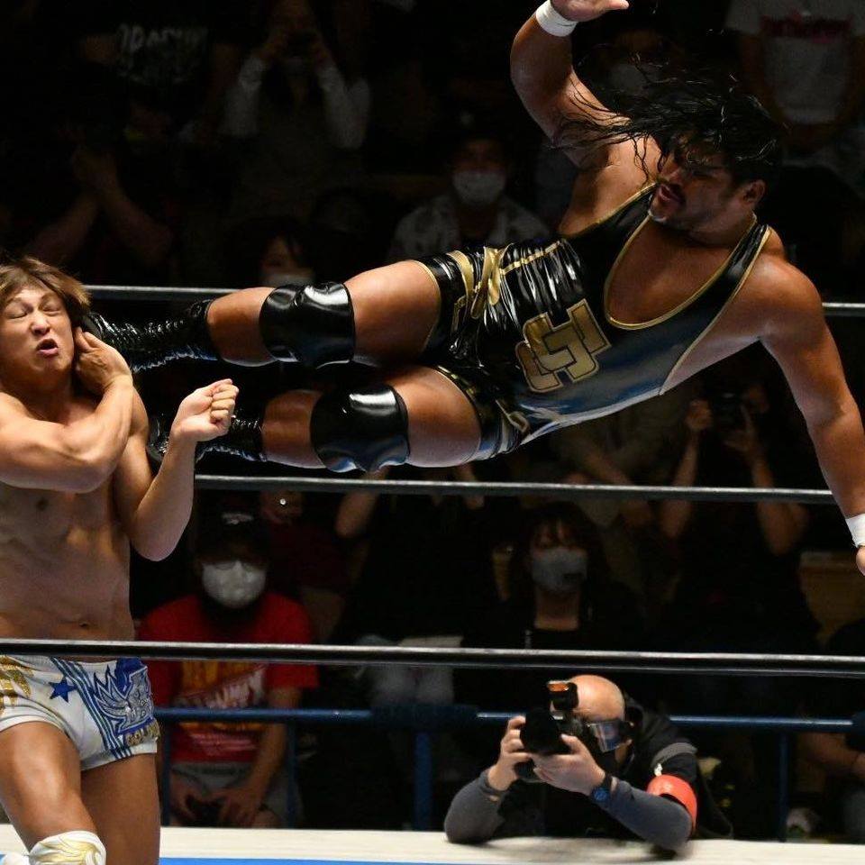 RampageASWTX's tweet photo. @RealJeffCobb just doing Jeff Cobb things in the ring. #NJPW #MrAthletic https://t.co/JEJHNVIKOw