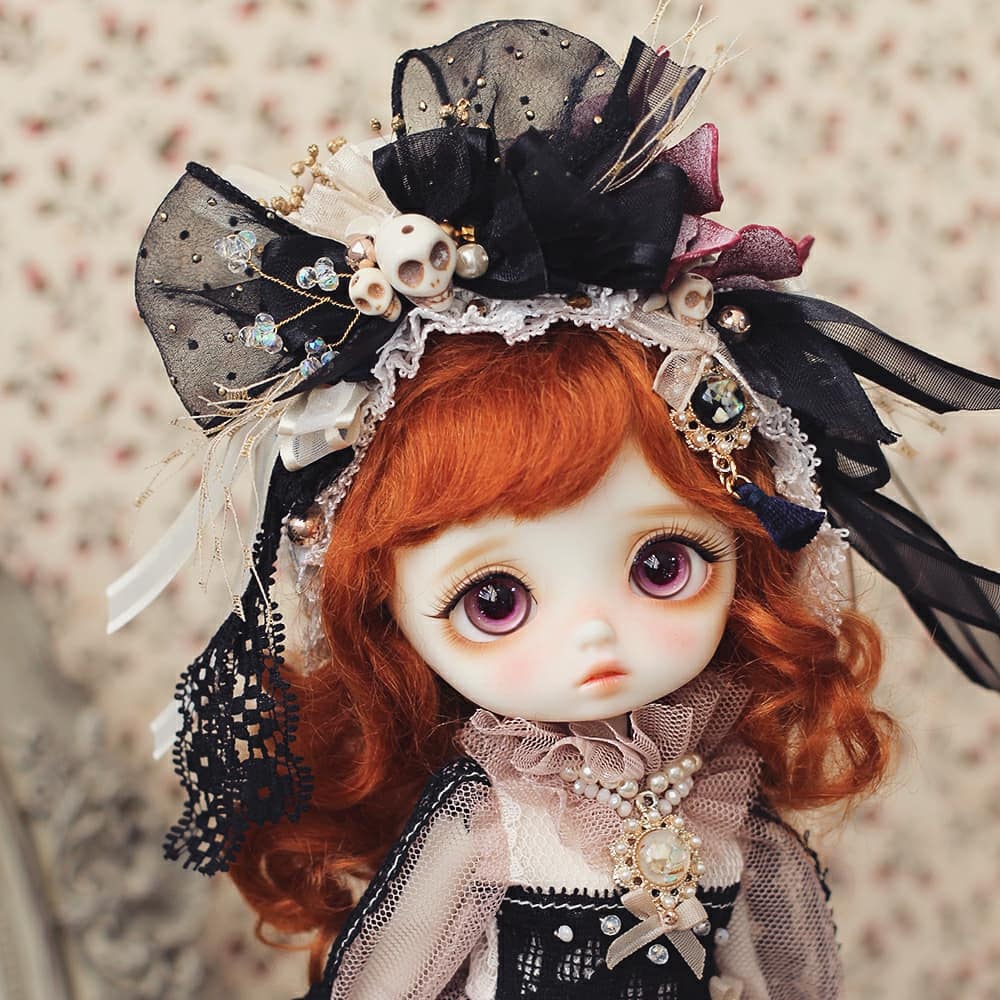 kreamdoll's tweet photo. 2020 Halloween Special
Mary type
(Body is same size as Neo Blythe)
'Twilight' Ver.
Kor shop : https://t.co/7tWJ81mZ9A
PayPal shop : https://t.co/2Fbz7VtcF9
#bjd #doll #kreamdoll #balljointeddoll #neoblythe #구관 #크림돌 #구체관절인형 #할로윈인형 https://t.co/pP5wBVW79E