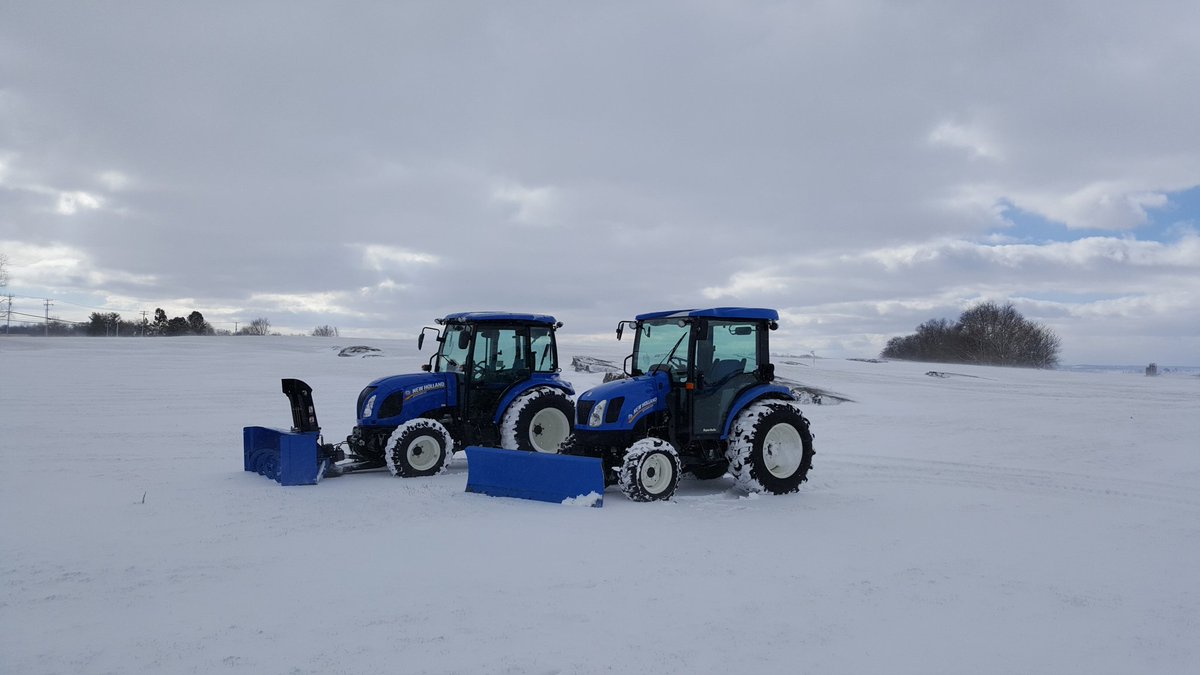 NHPWTMAN's tweet photo. It is just around the corner. Are you ready? BOOMER is. See your local @NHAgriculture dealer....Be Ready! https://t.co/Qv2dCGbEr5