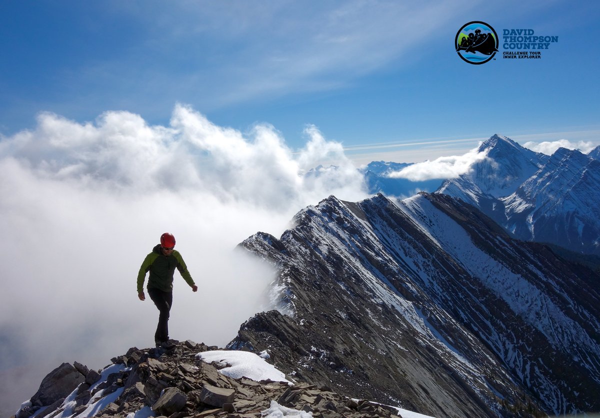 DTCountryAB's tweet photo. Hiking in the clouds on Mount Stelfox. This is a long hike/scramble of ~25 kms round trip, with an elevation climb of ~1,300 m.
#MountStelfox is on the NW side of #AbrahamLake off the David Thompson Highway, W of #Nordegg in @ClearwaterCnty , a challenging part of #DTCountry. https://t.co/VlRFxqYS5k