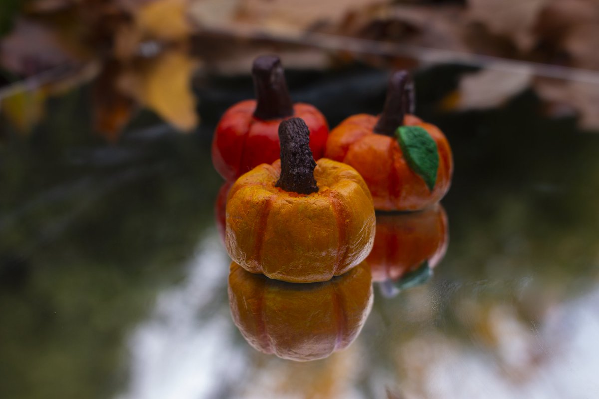 goth bones tweet media