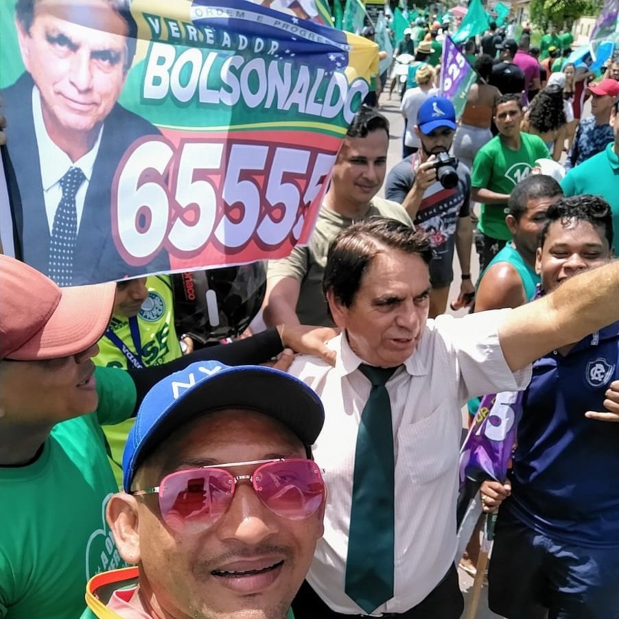 lorodadoca's tweet photo. Vocês já viram o Bolsonaldo? Candidato a vereador pelo município de Marituba (PA) pelo PARTIDO COMUNISTA BRASILEIRO https://t.co/XB19pVgBQ6