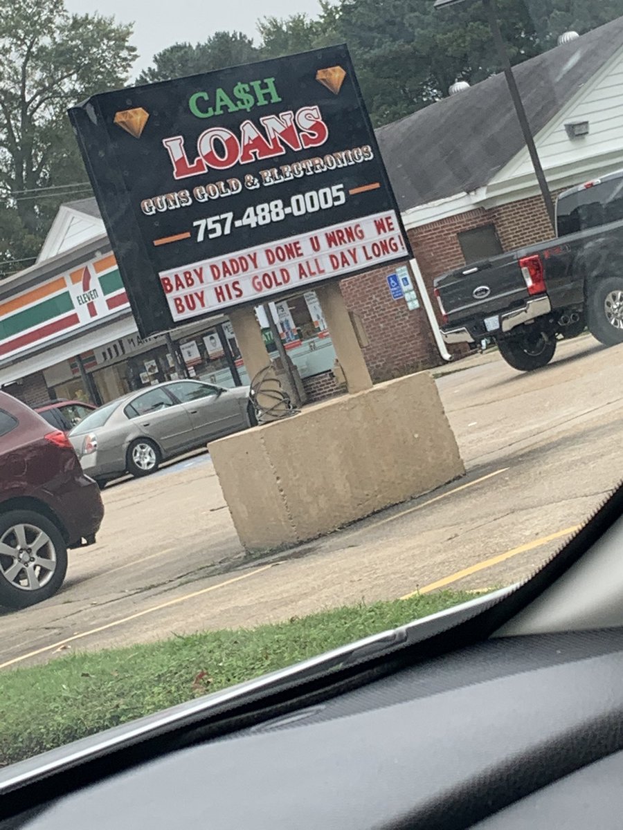 _iamMuhammad's tweet image. Portsmouth so got damn ghetto 😂😂😂😂😂