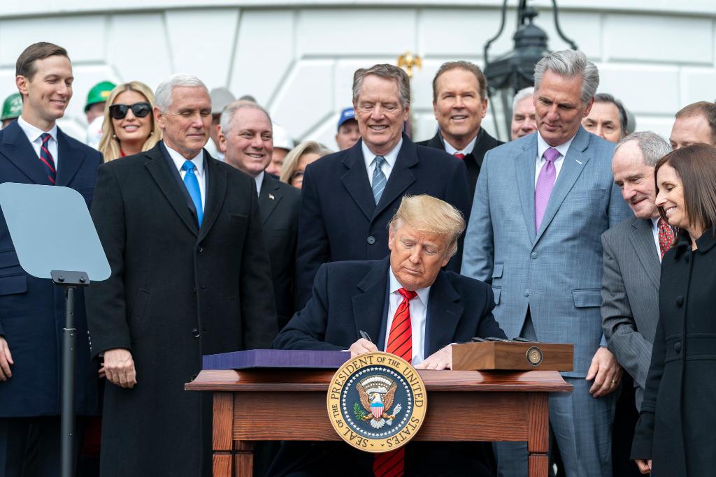 @WhiteHouse's photo on Canada