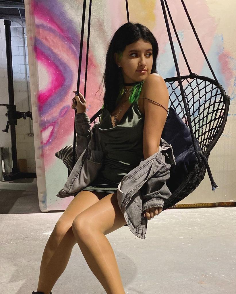 ATTILATAMOFFC's tweet image. [#KAACHILATAM 💚]
[Actualización de #니콜]

Nicole: Photo Magic detrás de escenas💚
¿Quién está emocionado por el lanzamiento? Yo soy 😳☺ [2]
@kaachiofficial 
#KAACHI #KAACHIKPOP #KPOP #Nicole