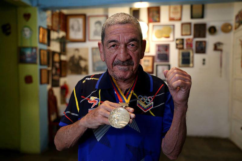 Se cumplen 52 años de la proeza de Francisco “Morochito” Rodríguez, la primera medalla de oro para Venezuela en unos Juegos Olímpicos, México 1968. Exaltamos y reinvindicamos la hazaña dorada de nuestra gloria deportiva del boxeo. "Morochito", me alegra saber que estás bien.