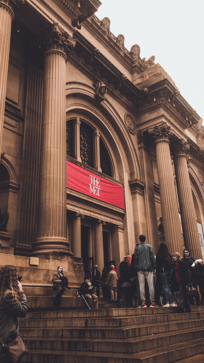 Irfaanz's tweet photo. Lets go to a museum https://t.co/JWwKGKQ8Vy