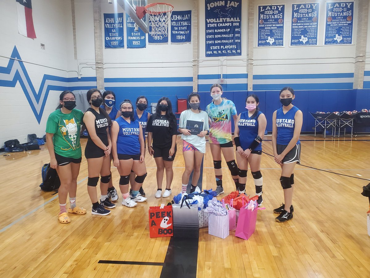 💙🐴Mustang Volleyball 🐴💙 tweet media