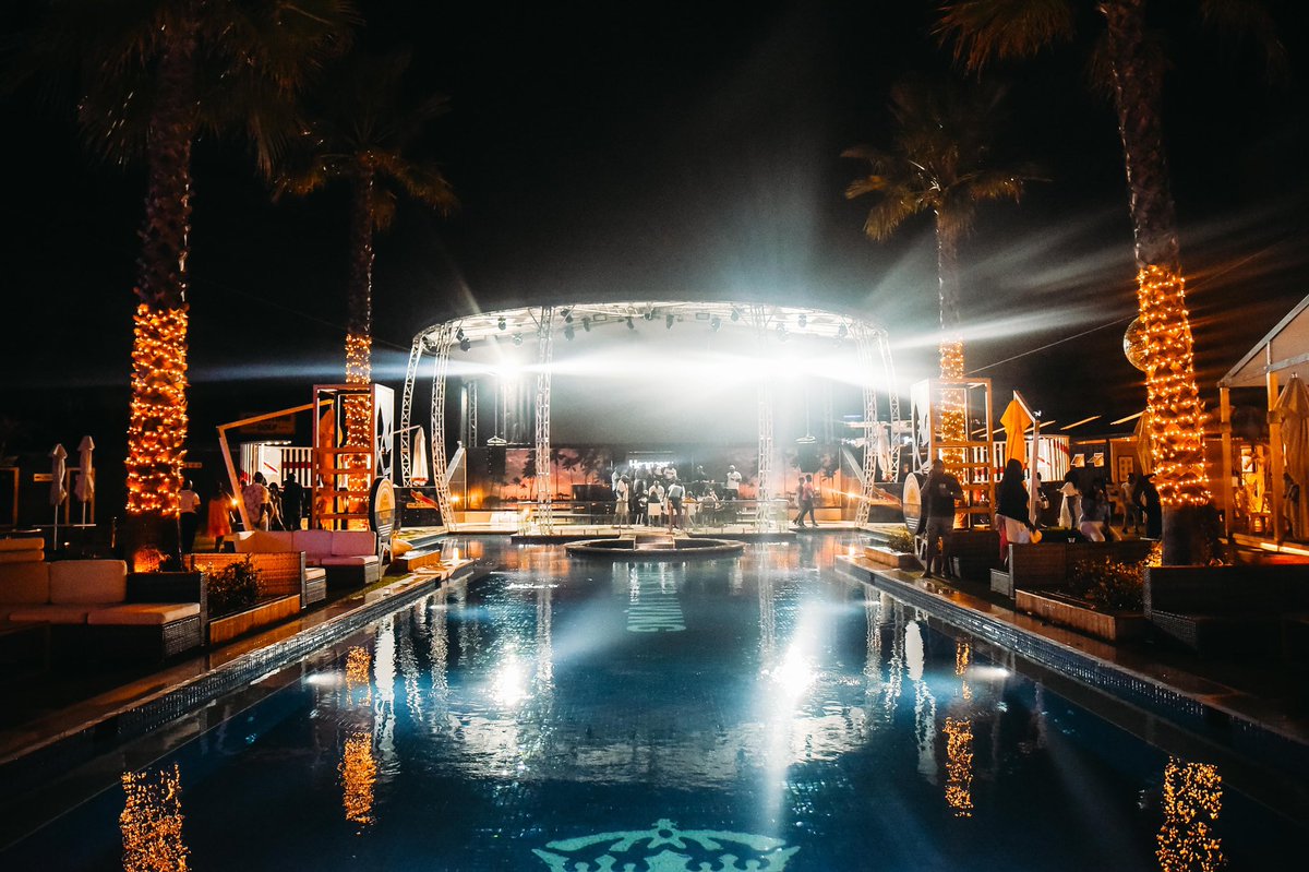 AltitudeBeach's tweet photo. Our weekend was fine, and yours? #AltitudeSummer https://t.co/r5AJCvXmxY