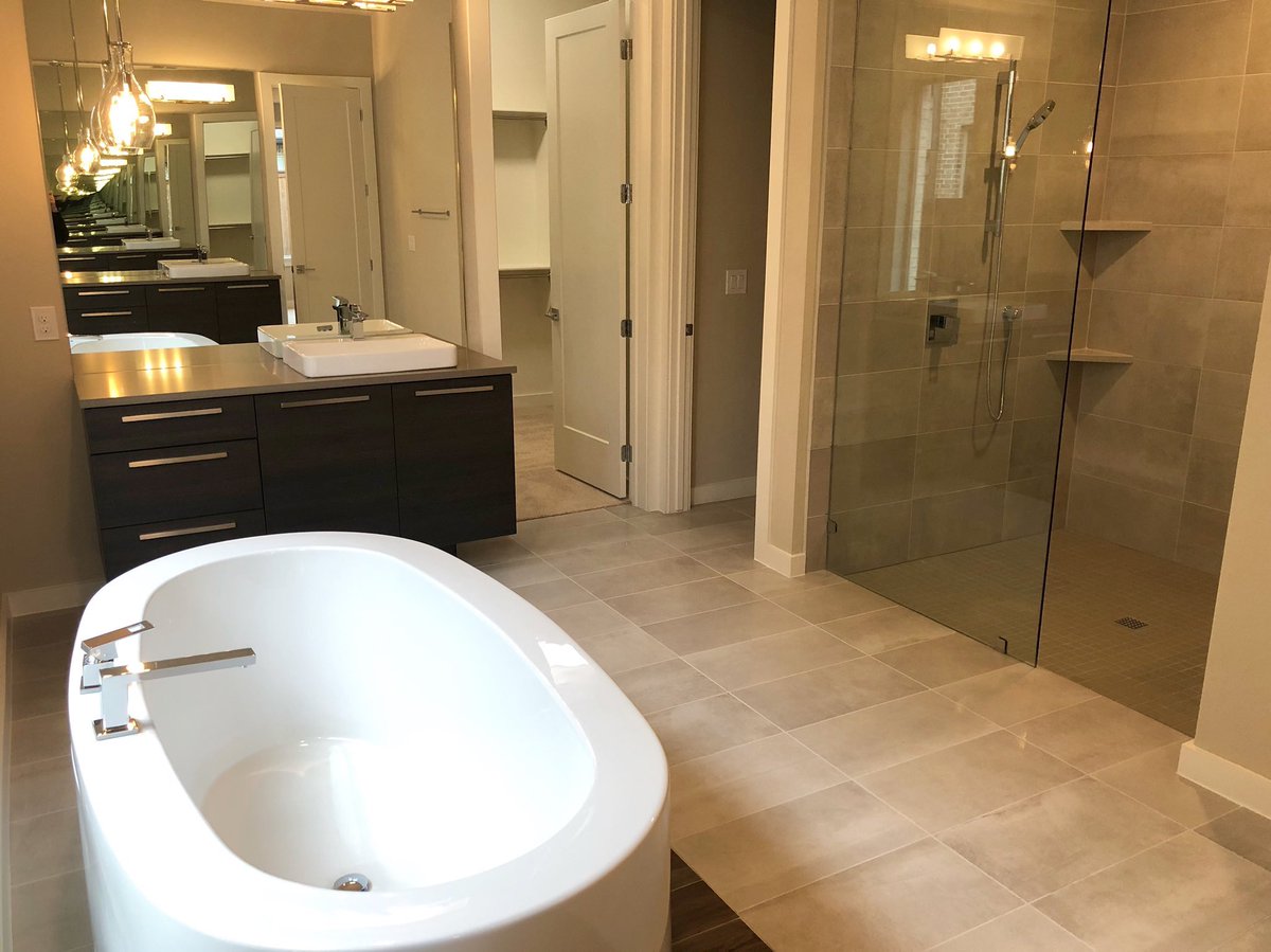 INTERIORPORN1's tweet photo. This home looks dreamy 🥰 https://t.co/Cdjkd7L7Bi