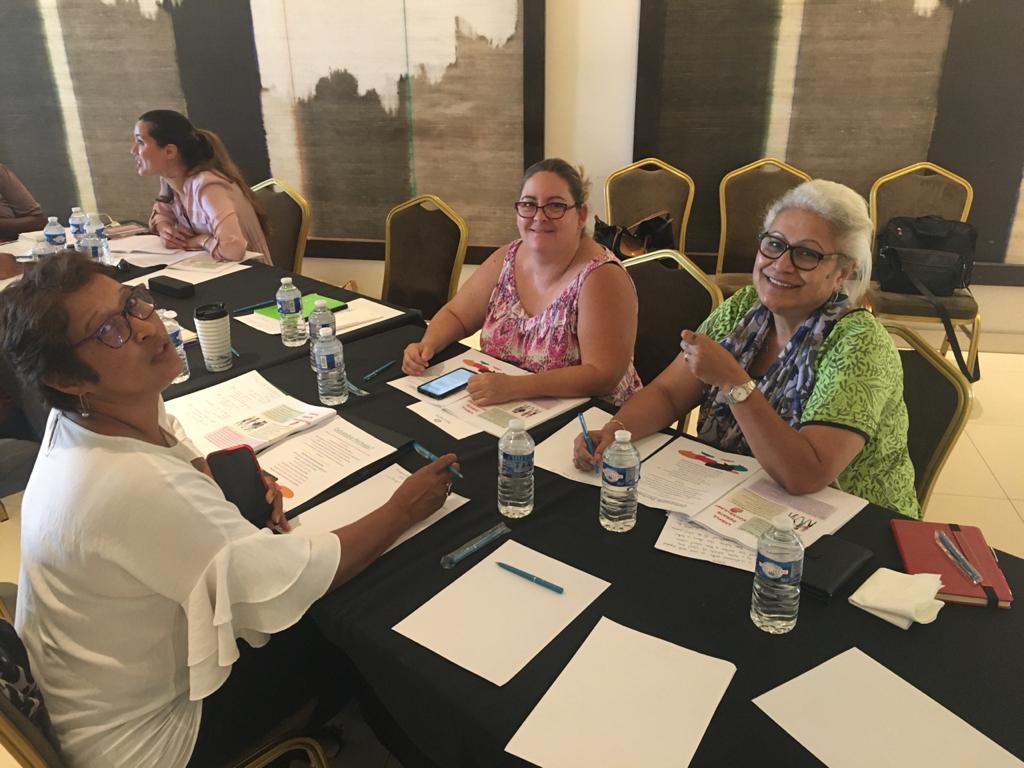 ieppformation's tweet photo. 😍[ un rayon soleil de la semaine]😎
Les élus de Nouvelle-Calédonie étaient en formation " coopération décentralisée" dans la ville de Nouméa . Merci pour leur confiance. Rassurant, il y a des territoires ou le #Covid-19 est maitrisé. https://t.co/xLzLvAuFEp