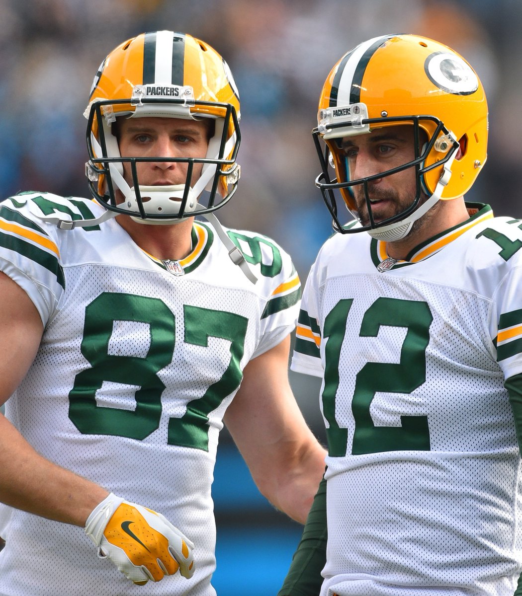 PFF's tweet photo. Highest passer rating by a duo this decade:
1. Rodgers to Jordy: 132.7
2. Russ to Lockett: 128.9
3. Brady to Gronk: 128.1 https://t.co/g55JgBNkJ7