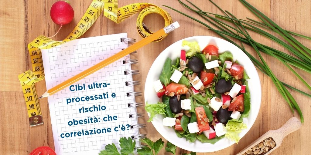 TwittAuxologico's tweet photo. 🍔 Molti di voi ci hanno chiesto di definire cosa siano i cibi #ultraprocessati, come riconoscerli e che incidenza possono avere con l’#obesità. 

✍🏻 La giornalista @leti_palmisano ci ha aiutato a porre le vostre domande alla Prof.ssa Simona Bertoli ⤵️
https://t.co/8OUyNTEO0S https://t.co/sC9DJucqvc