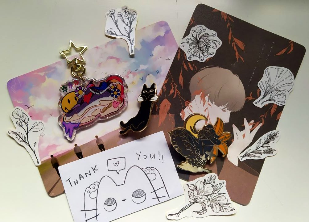 FIRST OF ALL!!! @chimchimbang `s order!! It arrived so quickly anD ???? ThaNK YOU SO MUCH FOR THE EXTRA GOODIES?? Everything is so cute and beautiful, again, thank you ?????? 