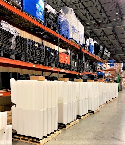 Fluidall_LLC's tweet photo. The warehouse is busy this morning staging another  qualifying #Tanksgiving PO for a recteq wood pellet grill!

Learn how you can qualify today by visiting https://t.co/u4v1GdjmvD ! 

#WeMakeItEasier #StorageTanks #PolyTank #HappyCustomer #RecTeq #Oil #DEF #Fuel #Gas #Diesel https://t.co/iQSVrfITJd