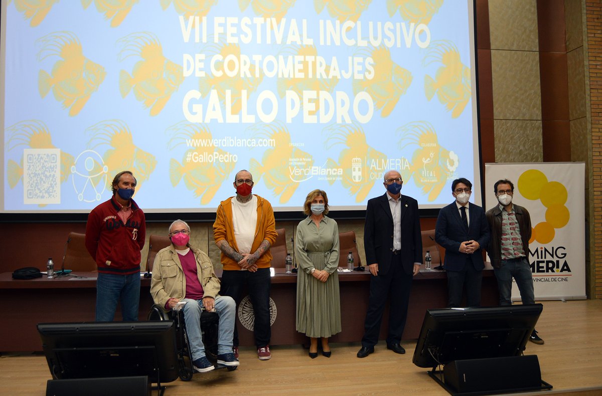 VerdiblancaAsc's tweet photo. 📽️ El Festival #Inclusivo @festgallopedro de Verdiblanca llega a la @ualmeria con el #documental 'King Ray' https://t.co/7KiXPvcDdl

👉 Se trata de una nueva actividad de la iniciativa, que cuenta con la colaboración de @dipalme_almeria y @aytoalm https://t.co/207PDaHcTs