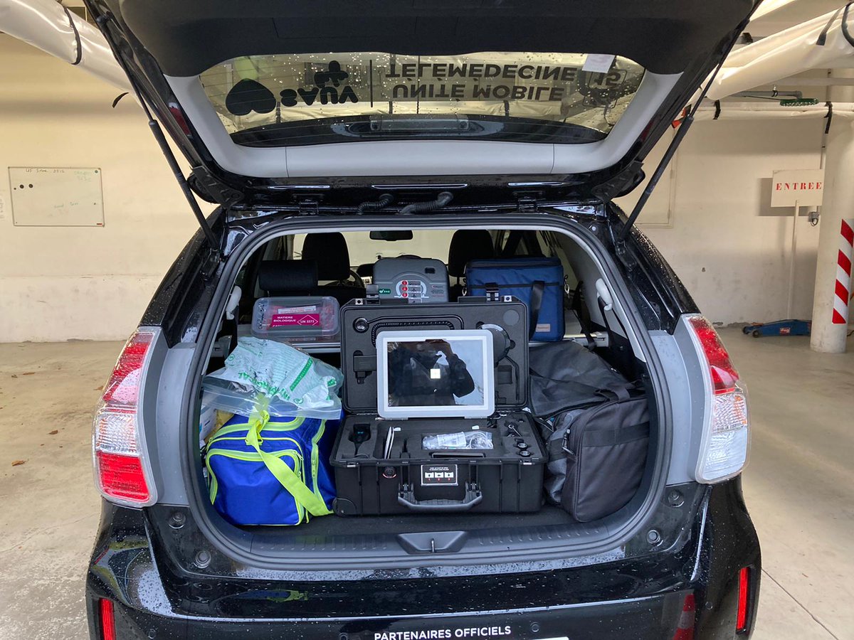 hopimedical's tweet photo. Exclusivité en France : Les premières unités mobiles d'urgence en télémédecine "SAUV Life", équipées de mallettes de téléconsultation FMC d'HOPImedical sont mises en service par le SAMU 50 aujourd'hui.

#esante #telemedecine #ehealth #DMP #telemedica https://t.co/KgfxIUjqMx