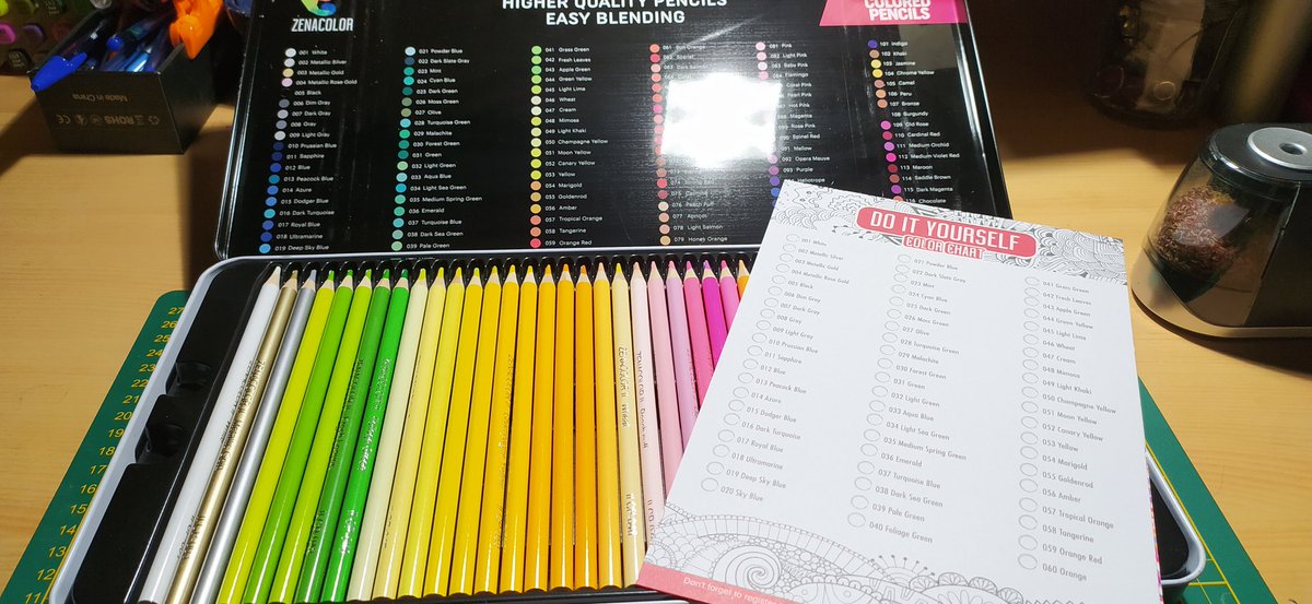 FPigments's tweet photo. Reçu ce matin mes zenacolor par 120 

#AmazonPrimeDay #AmazonPrime #crayons #crayonsdecouleurs #art #ArtTherapy #coloriage #colors #colorbook https://t.co/jx5El3HhcJ