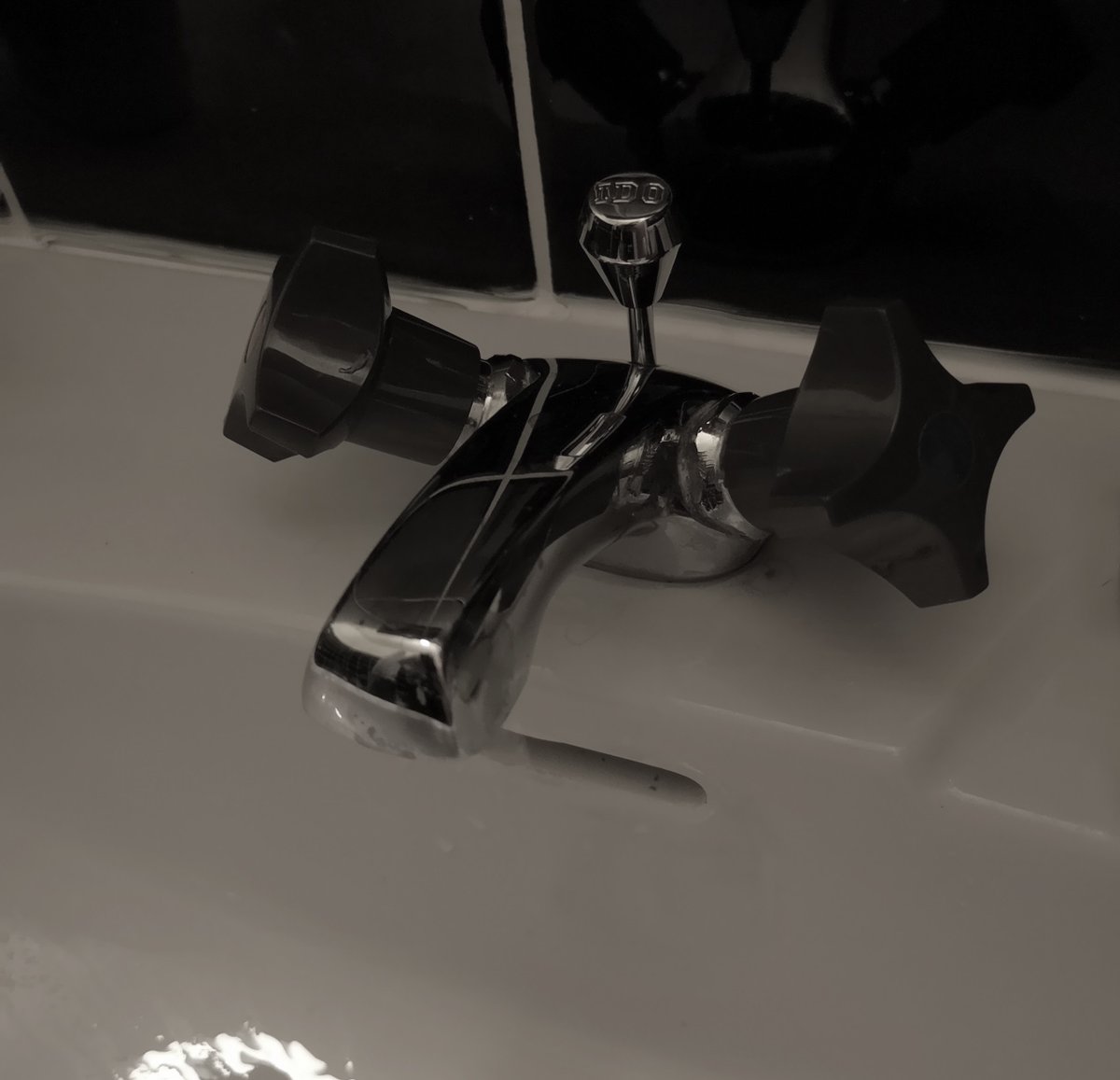 Ibland händer det. Förra veckan fick jag för första gången sen jag fick RA prova den här. Äntligen kan jag svara på frågan i kvalitetsregistret om jag har problem med att skruva på vattenkranen (iaf under vecka 42). Tidigare validerad skala är inte alltid tidsenlig.
