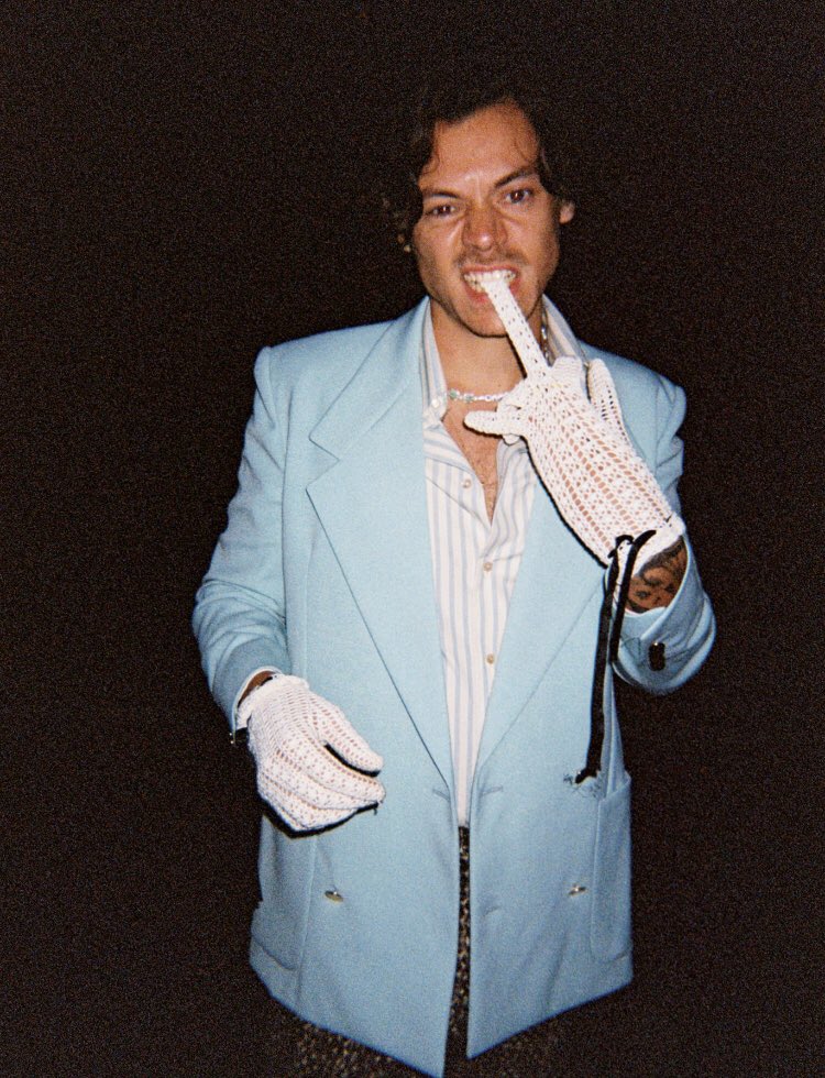 golden de Harry Styles salvo el 2020