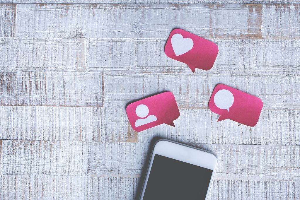 mysocialfirefly's tweet photo. The riches are in the niches! Watch out for ads that are too broadly targeted and avoid these other common mistakes. #socialmediaadvertising https://t.co/whQDoRarci https://t.co/gR57hY1guv