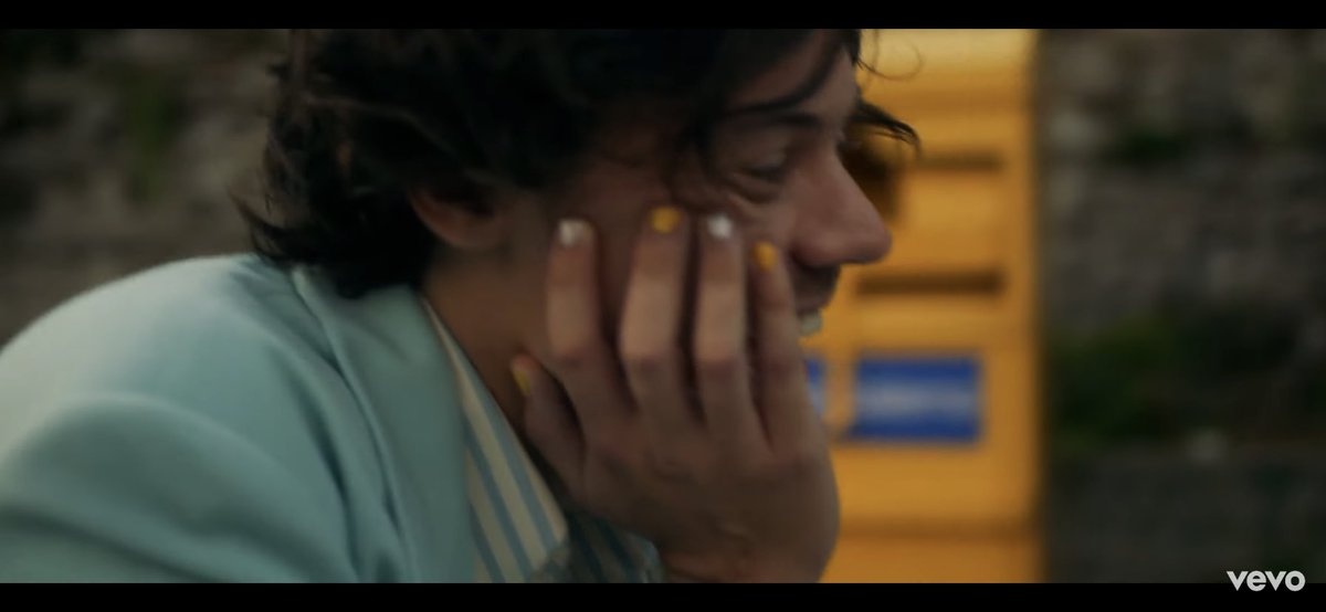 _noariaforever's tweet photo. Imagina o se o harry te olha assim #Golden https://t.co/3E8mZPkgt8