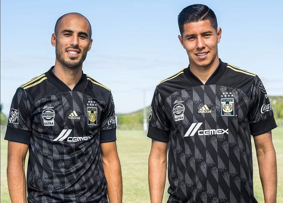#YMás ⚽⚽ Para el partido vs América, Tigres saldrá a la cancha del Azteca con el Jersey negro y portará un holograma conmemorativo del 60 aniversario.
#TIGvsAME #UANL #DeAmericanoYMás #sports #Deportes #News #podcast #podcasters #CiudadVictoria #CdVictoria #Tamaulipas #Mx https://t.co/140NwTBBlM