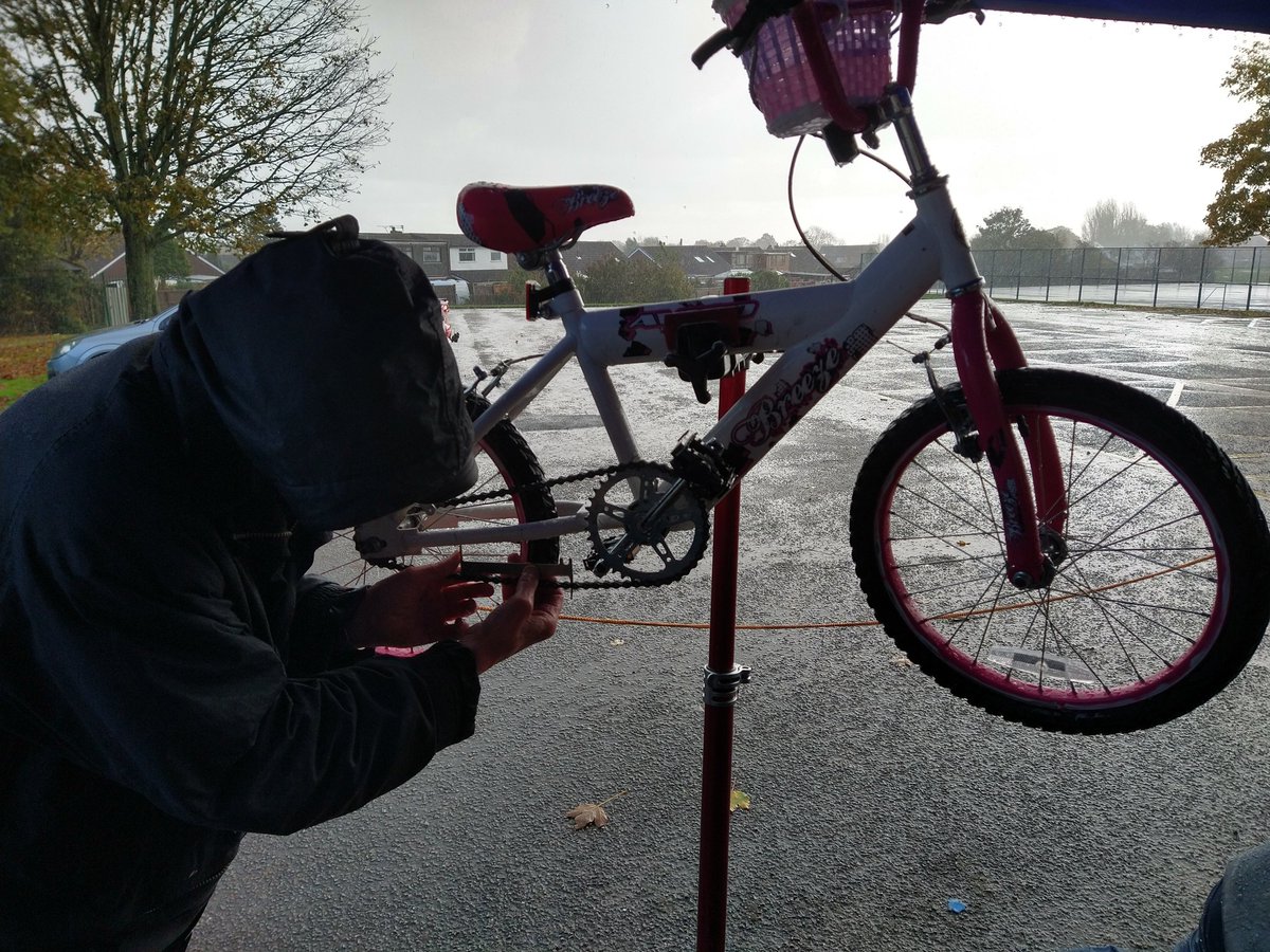 GearingUpBikes tweet media