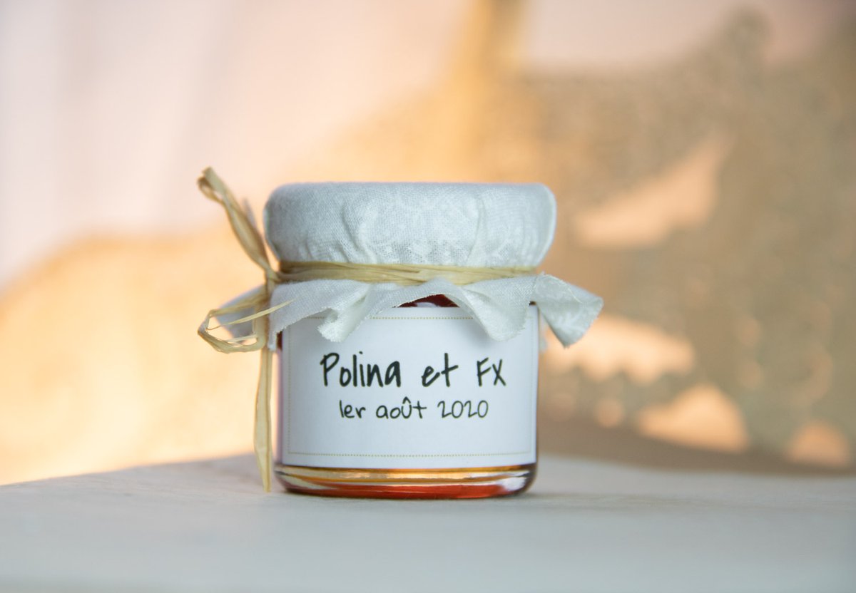 PetitPot_Miel's tweet photo. Pour tous vos événements, soyez créatifs et dites-le avec du Miel ! Faites comme Polina &amp; FX, offrez des cadeaux gourmand et savoureux à vos invités ! 🍯👰🎉❤ #wedding #gift #weddingdress #weddingday #love #family #SaveTheDate #brides #honey #nature #celebrate #party https://t.co/BrWKXMkaoI